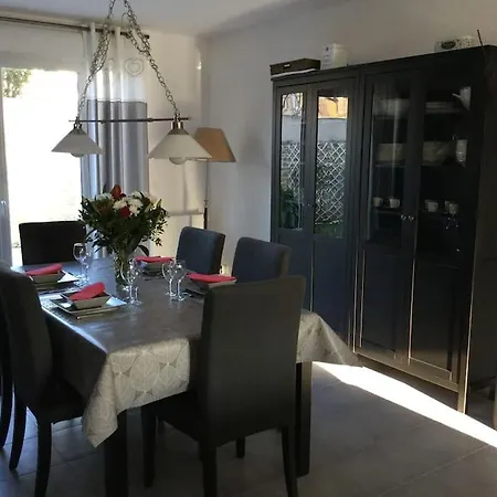 Bois Joli - Maison Classee 3 Etoiles, A 2 Pas De La