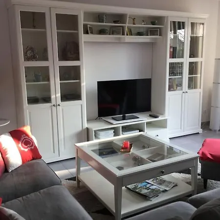 Bois Joli - Maison Classee 3 Etoiles, A 2 Pas De La Vakantiehuis