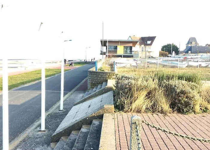 Bois Joli - Maison Classee 3 Etoiles, A 2 Pas De La Tatil Evi Langrune-sur-Mer