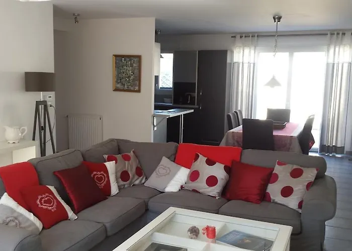 Bois Joli - Maison Classee 3 Etoiles, A 2 Pas De La Langrune-sur-Mer