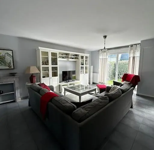 Bois Joli - Maison Classee 3 Etoiles, A 2 Pas De La Langrune-sur-Mer