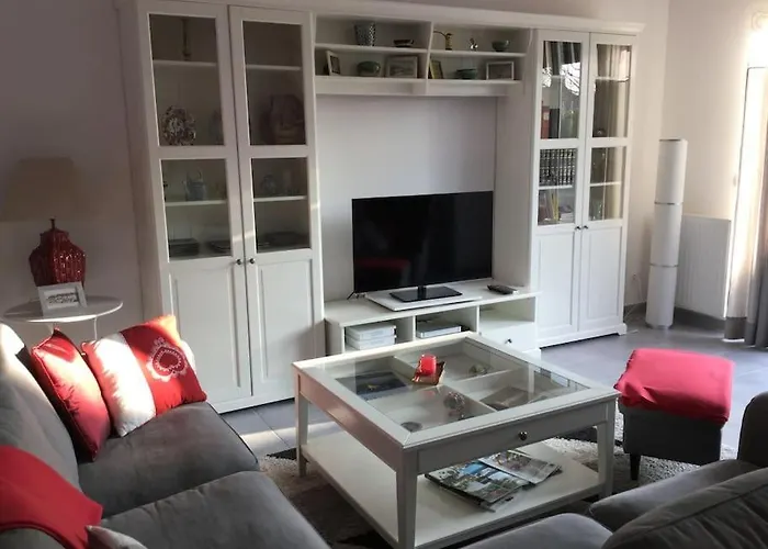 Bois Joli - Maison Classee 3 Etoiles, A 2 Pas De La Tatil Evi